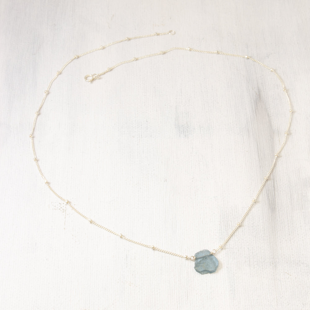 Moss Aquamarine slice necklace